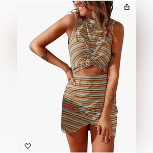 Short striped dress size XL with a cut out